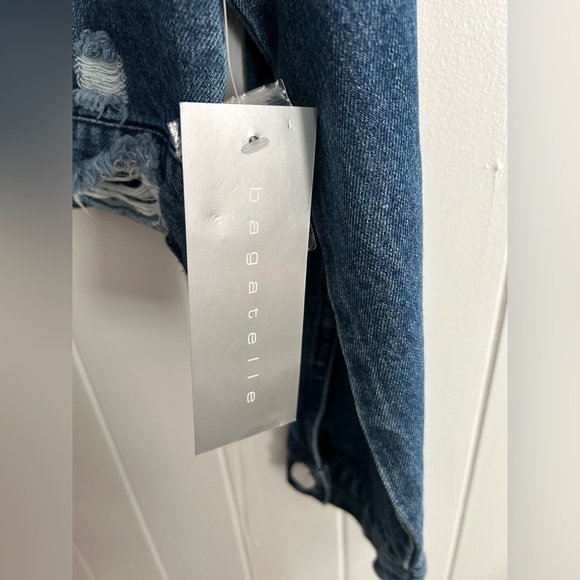 NWT Bagatelle Cropped Jean Jacket - Picture 2 of 6